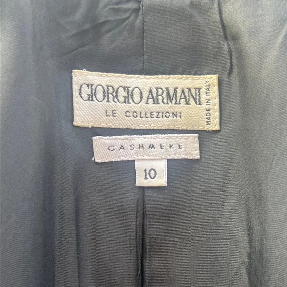 Giorgio Armani Elegant Cashmere Black Blazer - Women’s Size 10 - Picture 9 of 15
